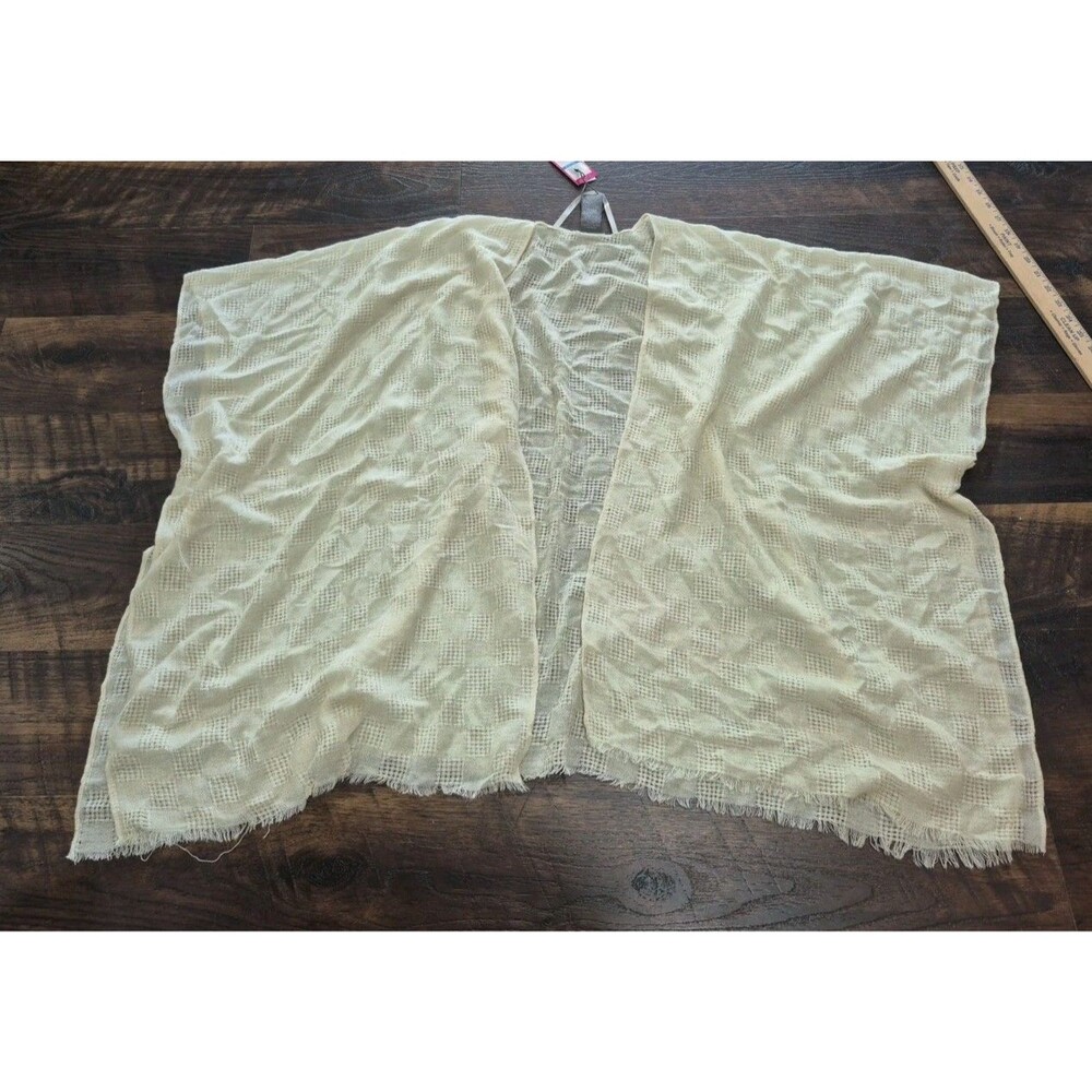 Vince Camuto Poncho Shawl Open Cardigan Women One Size  Cream Color  Soft New$48